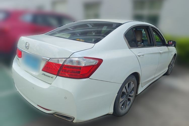 Used Honda Accord 2014 2.0L EX Luxury Edition Rear Right 45 Deg