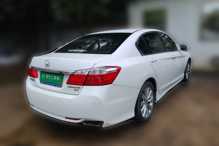 Used Honda Accord 2014 2.4L EX Luxury Edition Rear Right 45 Deg
