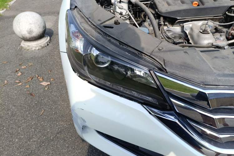 Used Honda Accord 2014 2.0L LX Comfort Edition Right Front Headlight