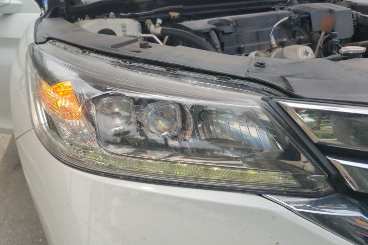 Used Honda Accord 2014 2.4L EX Luxury Edition Right Front Headlight