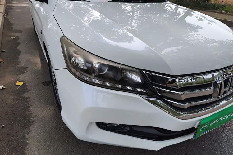 Used Honda Accord 2014 2.0L LX Comfort Edition Right Front Headlight