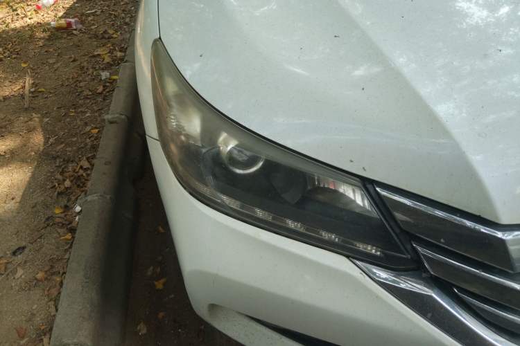 Used Honda Accord 2014 2.4L LX Comfort Edition Right Front Headlight
