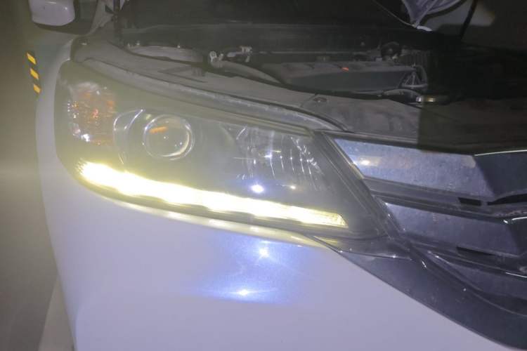 Used Honda Accord 2014 2.0L LX Comfort Edition Right Front Headlight