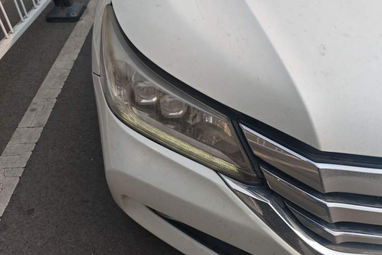 Used Honda Accord 2014 2.4L EX Luxury Edition Right Front Headlight