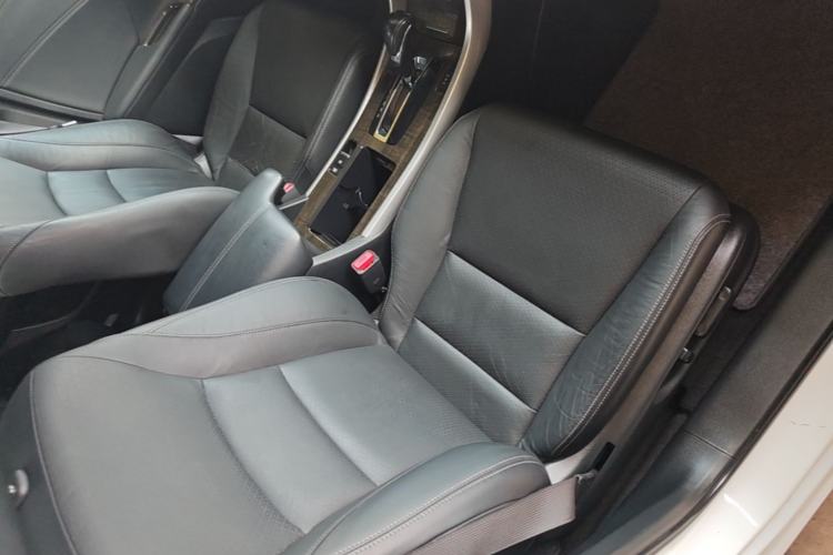Used Honda Accord 2014 2.4L LX Comfort Edition Right Front Seat