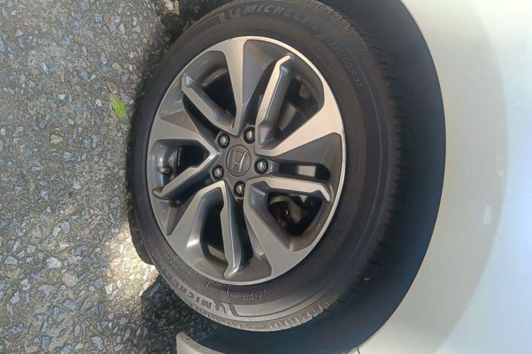 Used Honda Accord 2014 2.4L EX Luxury Edition Right Front Wheel Hub