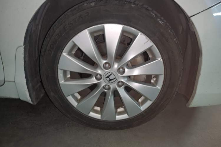 Used Honda Accord 2014 2.4L EX Luxury Edition Right Front Wheel Hub