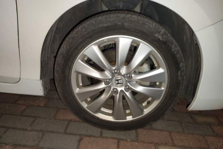 Used Honda Accord 2014 2.4L EX Luxury Edition Right Front Wheel Hub