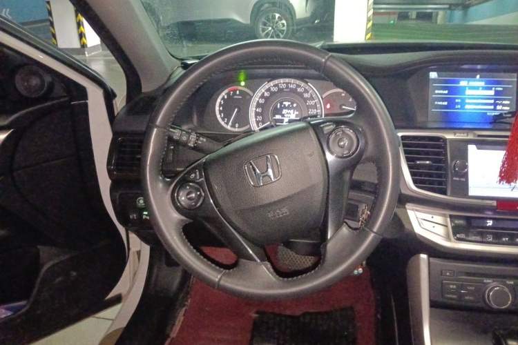 Used Honda Accord 2014 2.0L EX Luxury Edition Steering Wheel