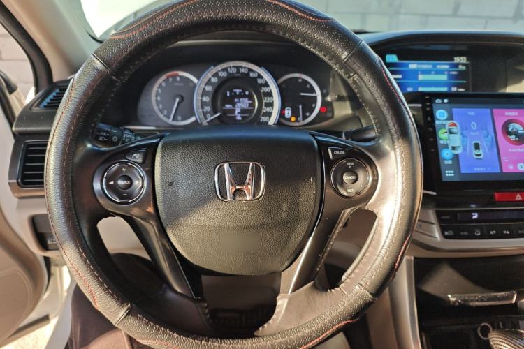 Used Honda Accord 2014 2.0L EX Luxury Edition Steering Wheel