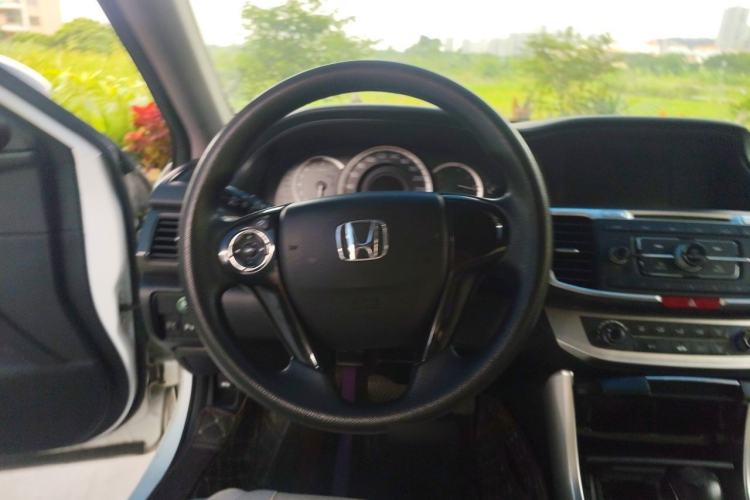 Used Honda Accord 2014 2.0L LX Comfort Edition Steering Wheel