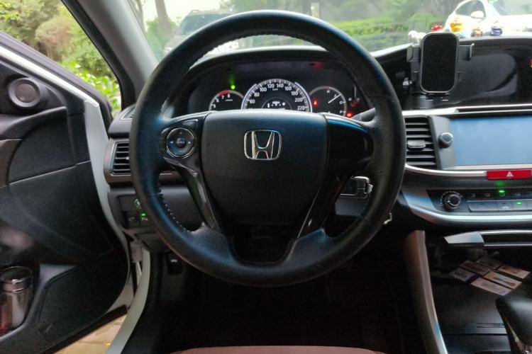 Used Honda Accord 2014 2.0L LX Comfort Edition Steering Wheel