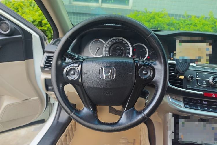 Used Honda Accord 2014 2.0L EX Luxury Edition Steering Wheel