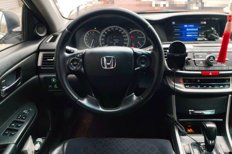 Used Honda Accord 2014 2.0L EX Luxury Edition Steering Wheel