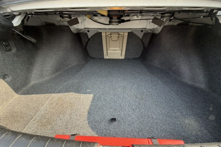 Used Honda Accord 2014 2.4L EX Luxury Edition Trunk