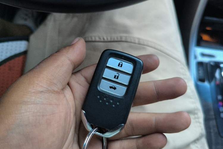 Used Honda Accord 2014 3.0L EXLN Flagship Edition Vehicle Key
