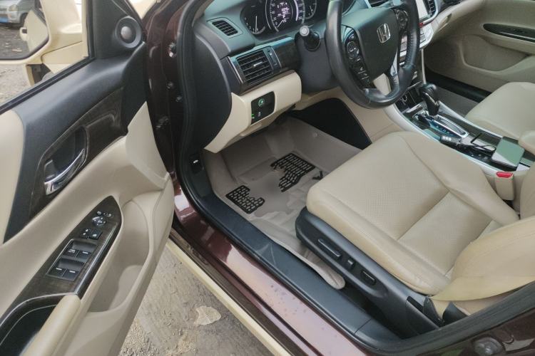 Used Honda Accord 2014 2.4L EX Luxury Edition Driver Seat