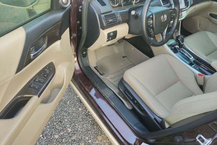 Used Honda Accord 2014 2.4L EX Luxury Edition Driver Seat