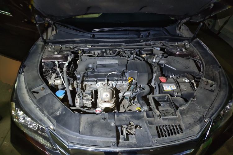 Used Honda Accord 2014 2.4L EXN Luxury Navigation Edition Engine Bay