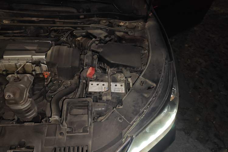 Used Honda Accord 2014 2.4L LX Comfort Edition Engine Bay Left
