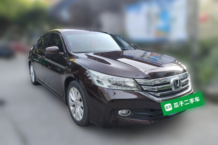 Used Honda Accord 2014 2.4L EX Luxury Edition Front Right 45 Deg