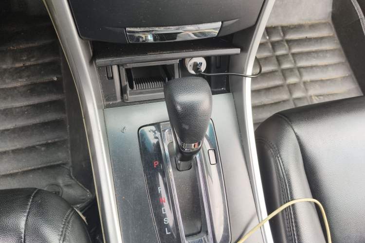 Used Honda Accord 2014 2.0L LX Comfort Edition Gear Lever