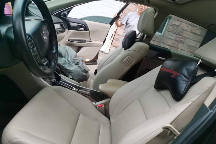 Used Honda Accord 2014 2.4L EXN Luxury Navigation Edition Left Front Seat