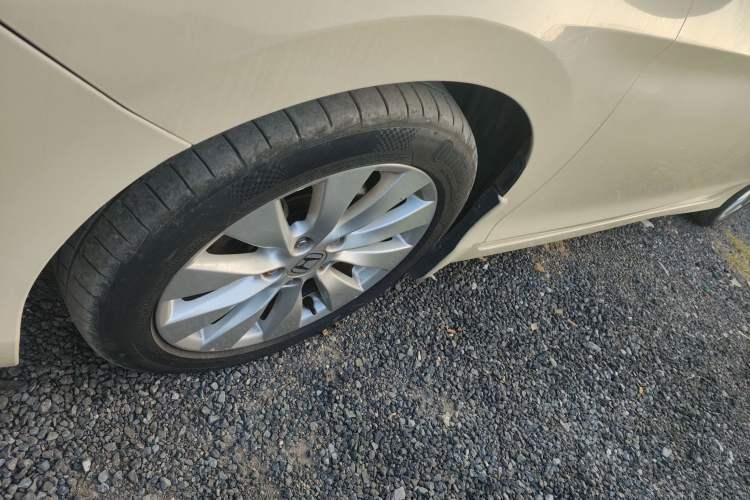 Used Honda Accord 2014 2.4L EX Luxury Edition Left Front Wheel Hub