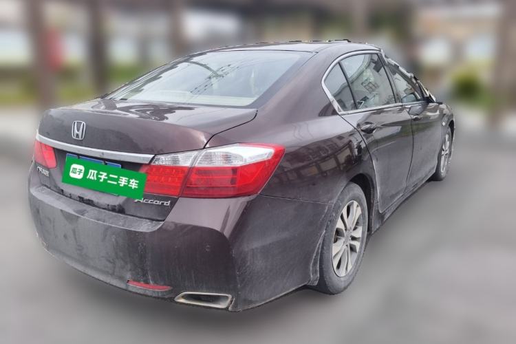Used Honda Accord 2014 2.0L LX Comfort Edition Rear Right 45 Deg