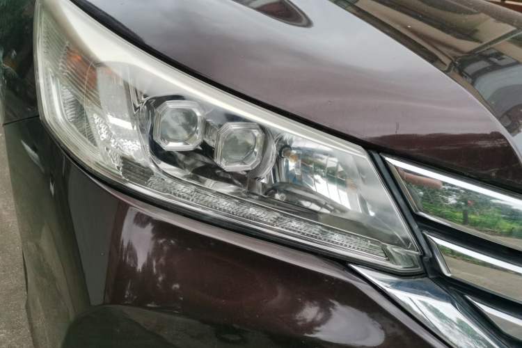 Used Honda Accord 2014 2.4L EXN Luxury Navigation Edition Right Front Headlight