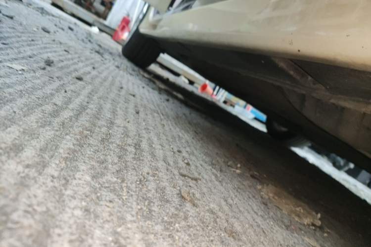 Used Honda Accord 2014 2.4L EX Luxury Edition Right Side Sill
