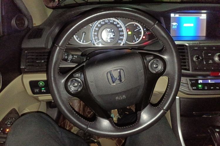 Used Honda Accord 2014 2.0L EX Luxury Edition Steering Wheel