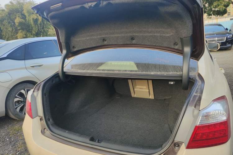 Used Honda Accord 2014 2.4L EX Luxury Edition Trunk