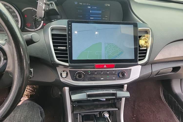 Used Honda Accord 2015 2.0L LXS Elite Edition Audio And AC Panel