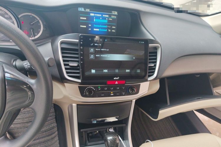 Used Honda Accord 2015 2.0L LX Comfort Edition Audio And AC Panel