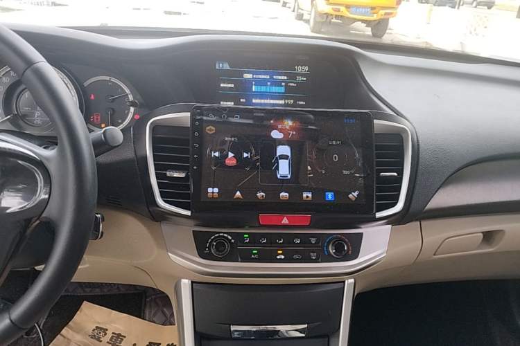 Used Honda Accord 2015 2.0L LXS Elite Edition Audio And AC Panel