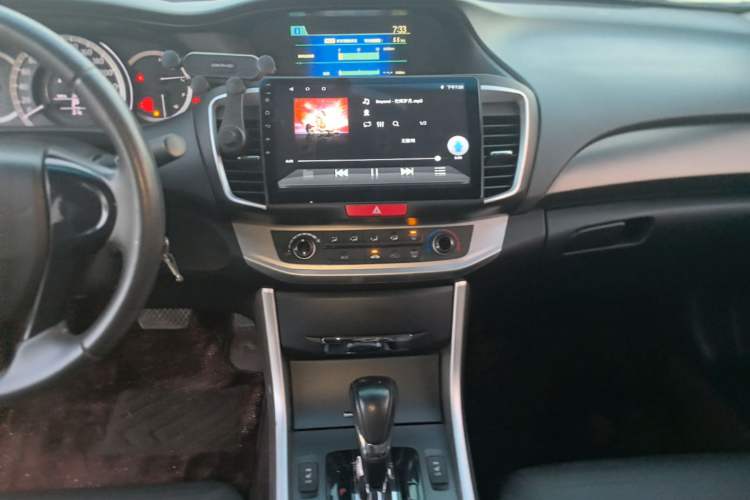 Used Honda Accord 2015 2.0L LXS Elite Edition Audio And AC Panel