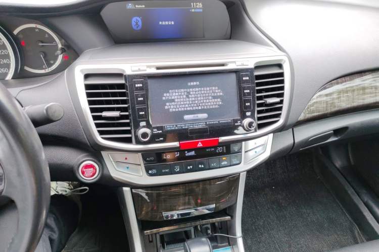 Used Honda Accord 2015 3.0L VTI Prestige Edition Audio And AC Panel