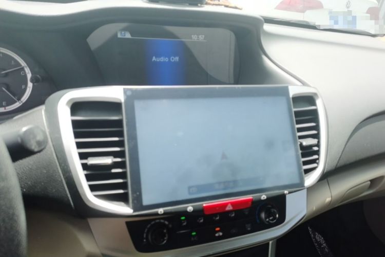 Used Honda Accord 2015 2.0L LX Comfort Edition Audio And AC Panel