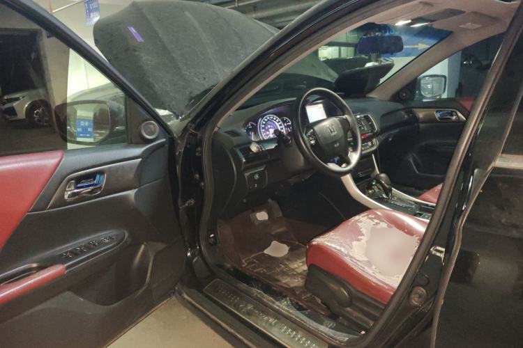 Used Honda Accord 2015 2.0L LX Comfort Edition Driver Seat