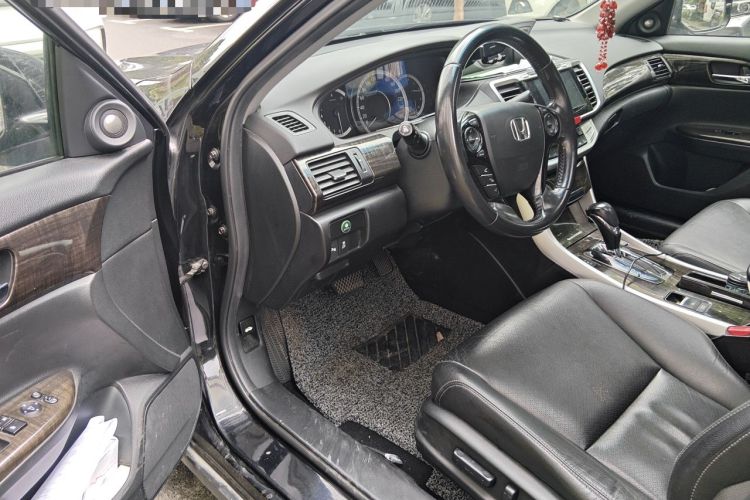 Used Honda Accord 2015 2.4L EX Luxury Edition Driver Seat