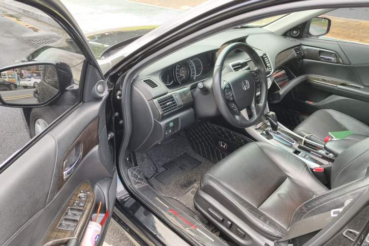 Used Honda Accord 2015 2.4L EX Luxury Edition Driver Seat