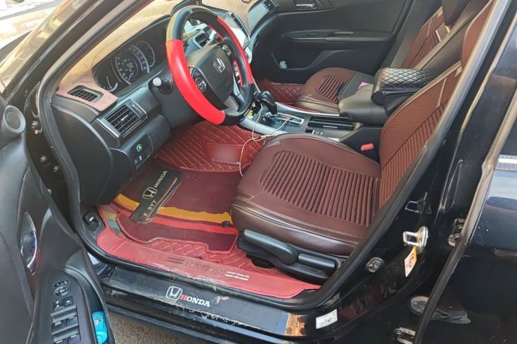 Used Honda Accord 2015 2.0L LX Comfort Edition Driver Seat