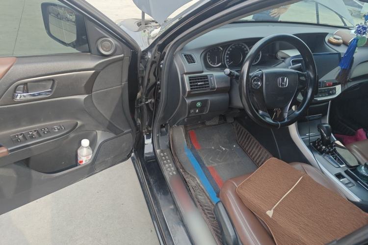 Used Honda Accord 2015 2.0L LX Comfort Edition Driver Seat