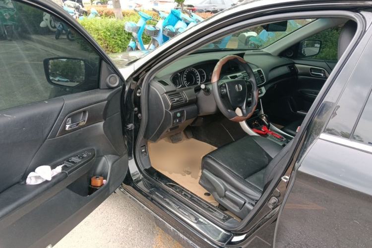 Used Honda Accord 2015 2.0L LX Comfort Edition Driver Seat