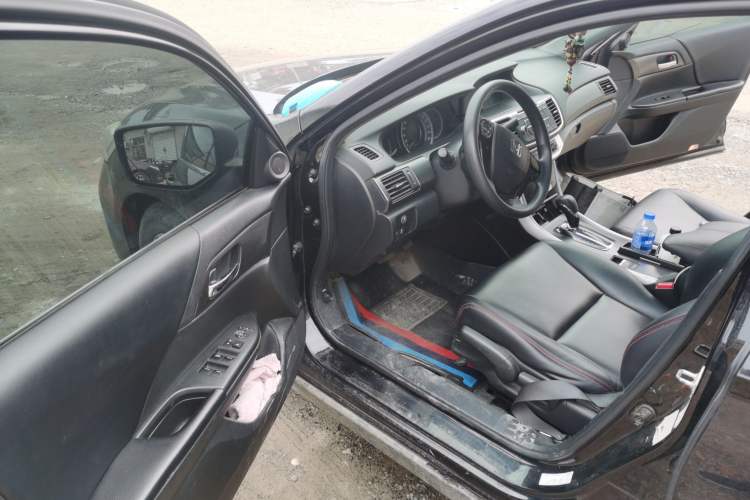 Used Honda Accord 2015 2.0L LX Comfort Edition Driver Seat