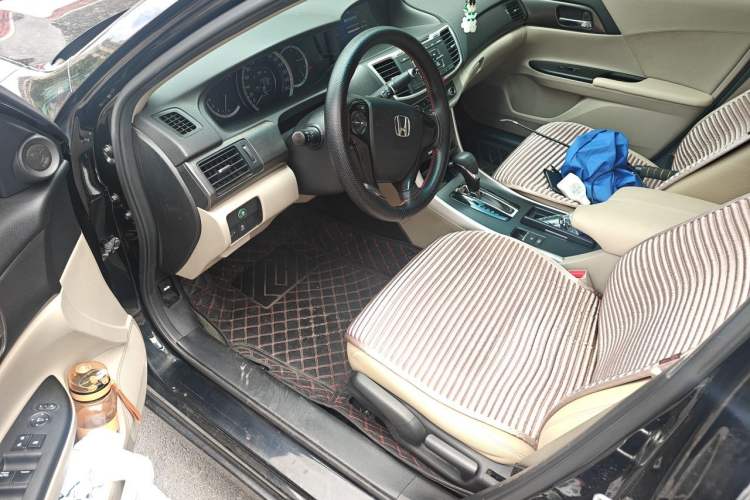 Used Honda Accord 2015 2.0L LX Comfort Edition Driver Seat