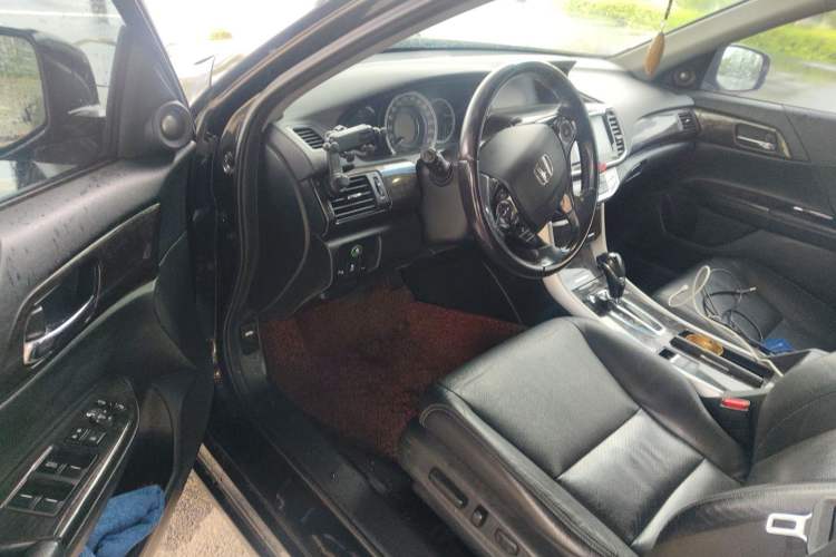 Used Honda Accord 2015 2.4L EX Luxury Edition Driver Seat