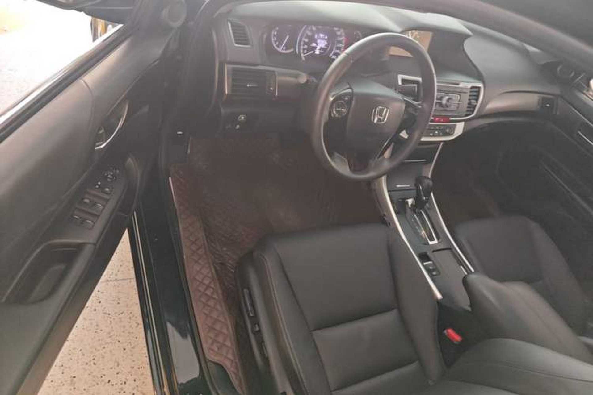 Used Honda Accord 2015 2.0L LXS Elite Edition Driver Seat