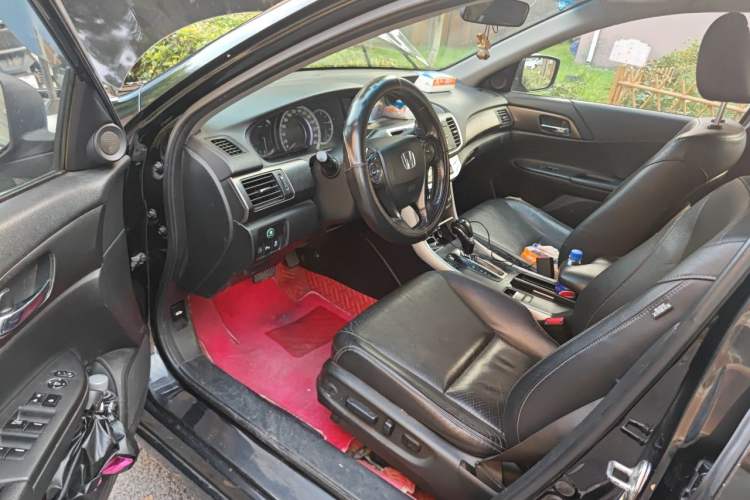Used Honda Accord 2015 2.0L EX Luxury Edition Driver Seat